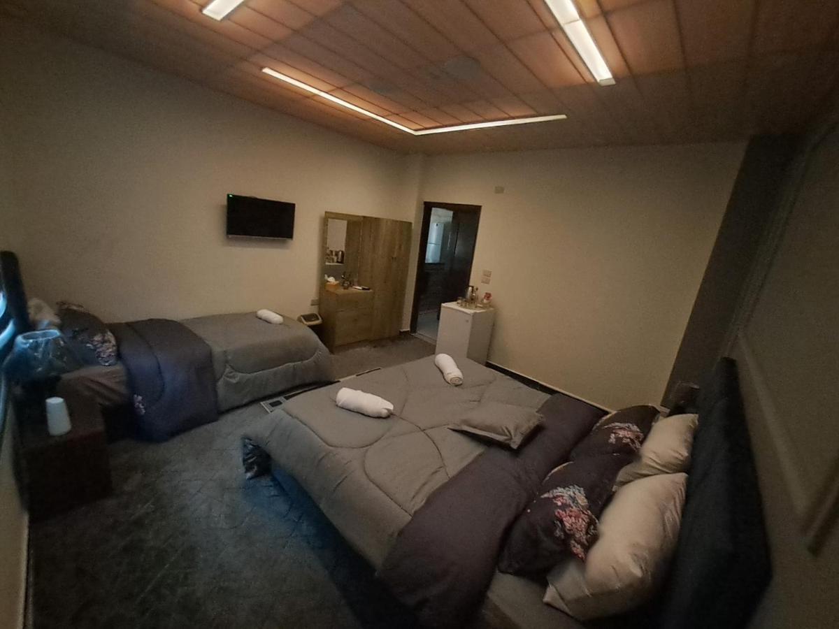 Cardostudio Hotel Dzseras Kültér fotó